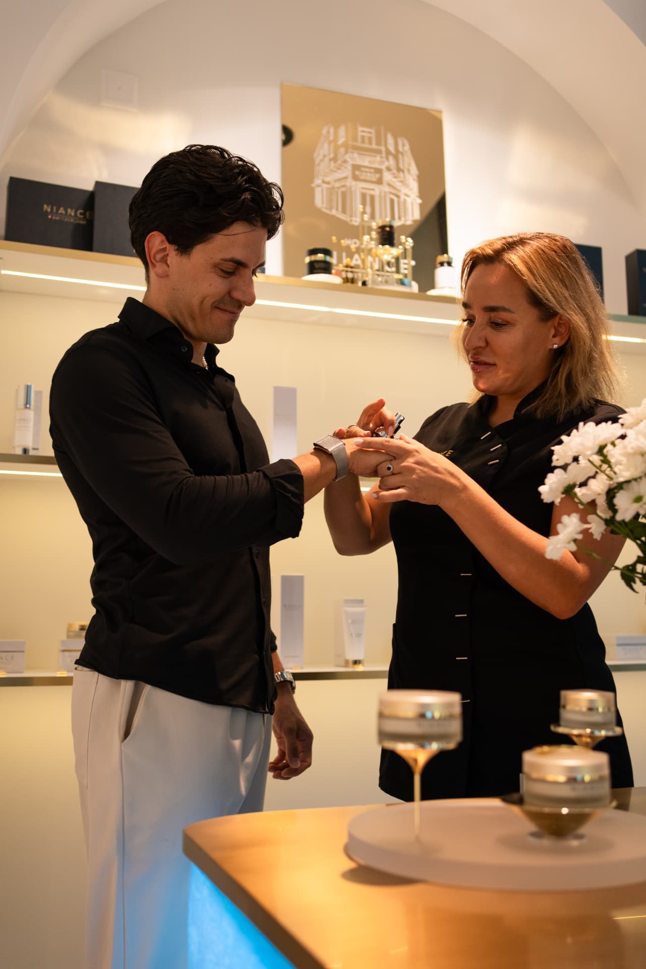 Beratung in der Niance Switzerland Boutique im House of Niance Zürich